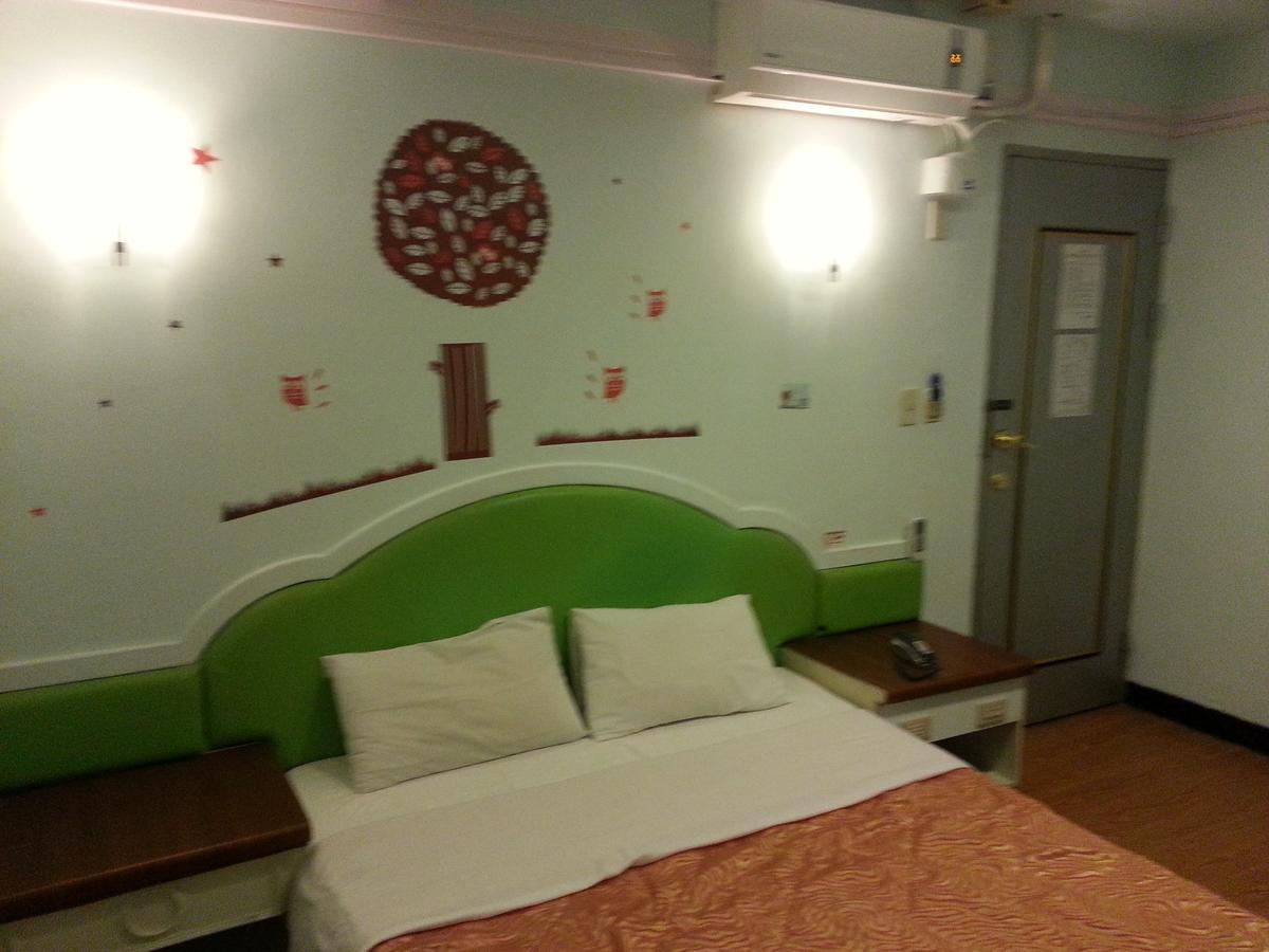 Rido Hotel Taichung Exteriör bild