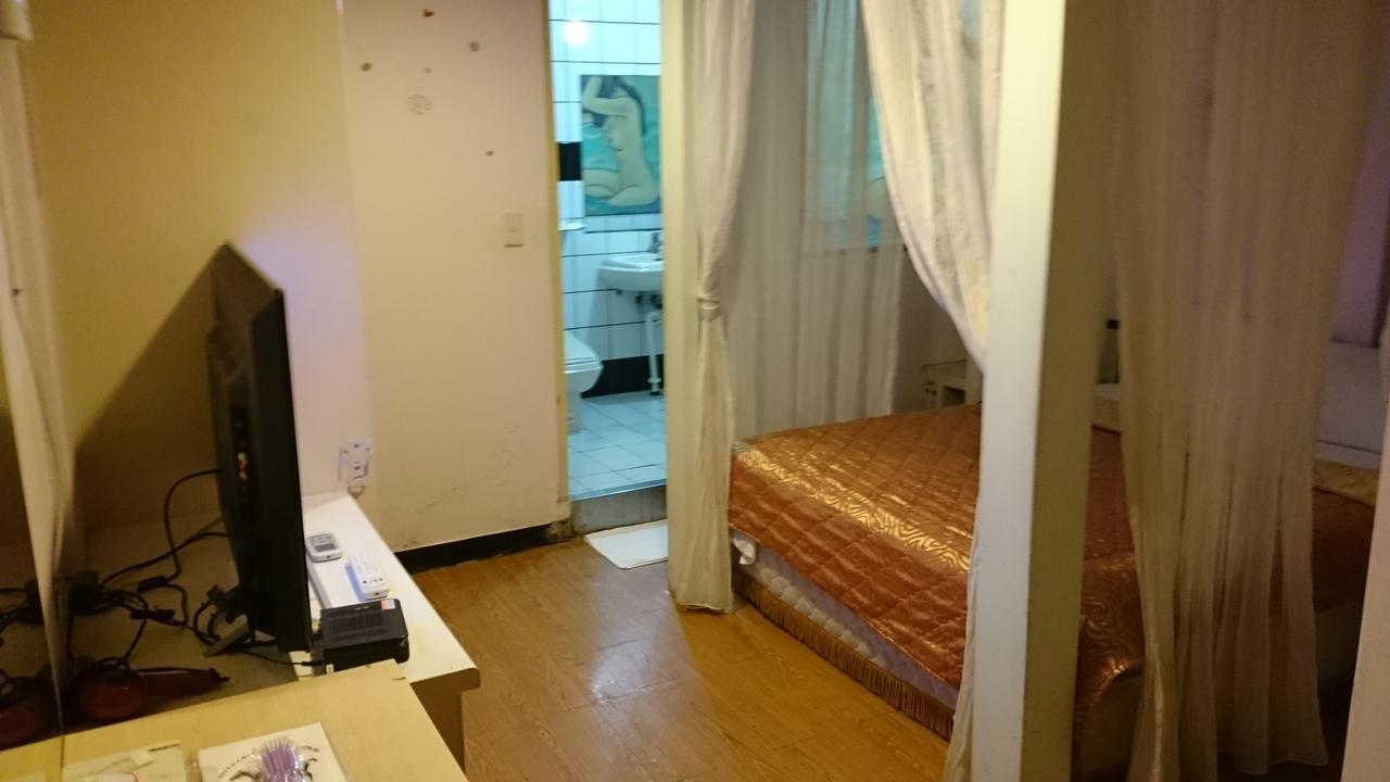 Rido Hotel Taichung Exteriör bild