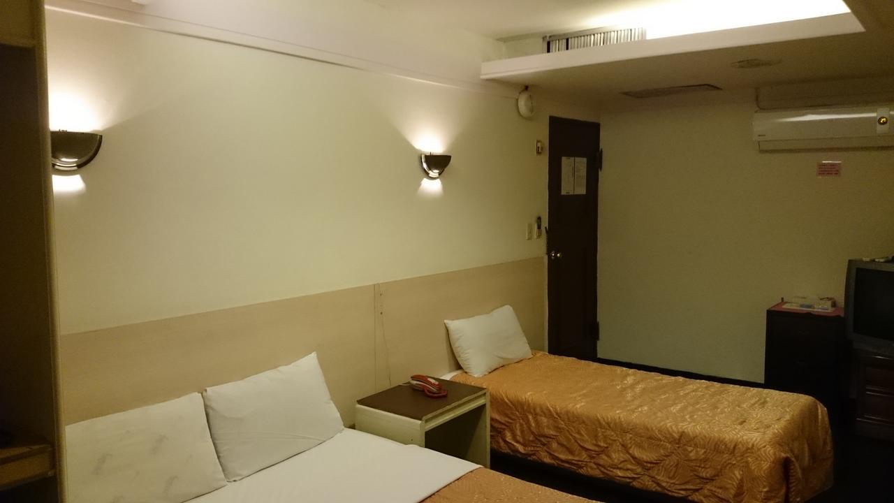 Rido Hotel Taichung Exteriör bild