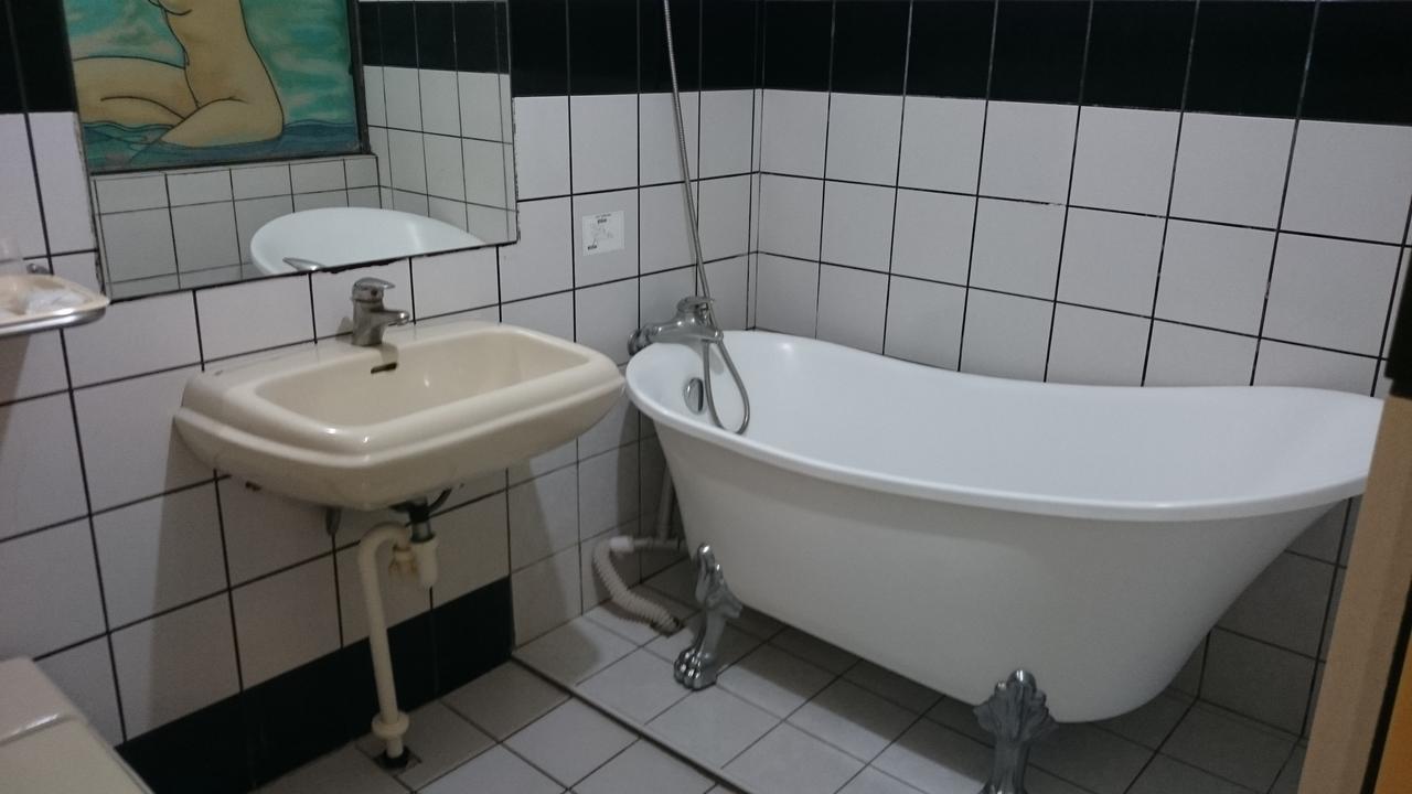Rido Hotel Taichung Exteriör bild